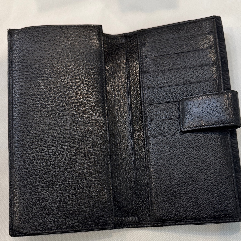 Authentic Gucci Black Studded Women's Wallet - Picture 7 of 10